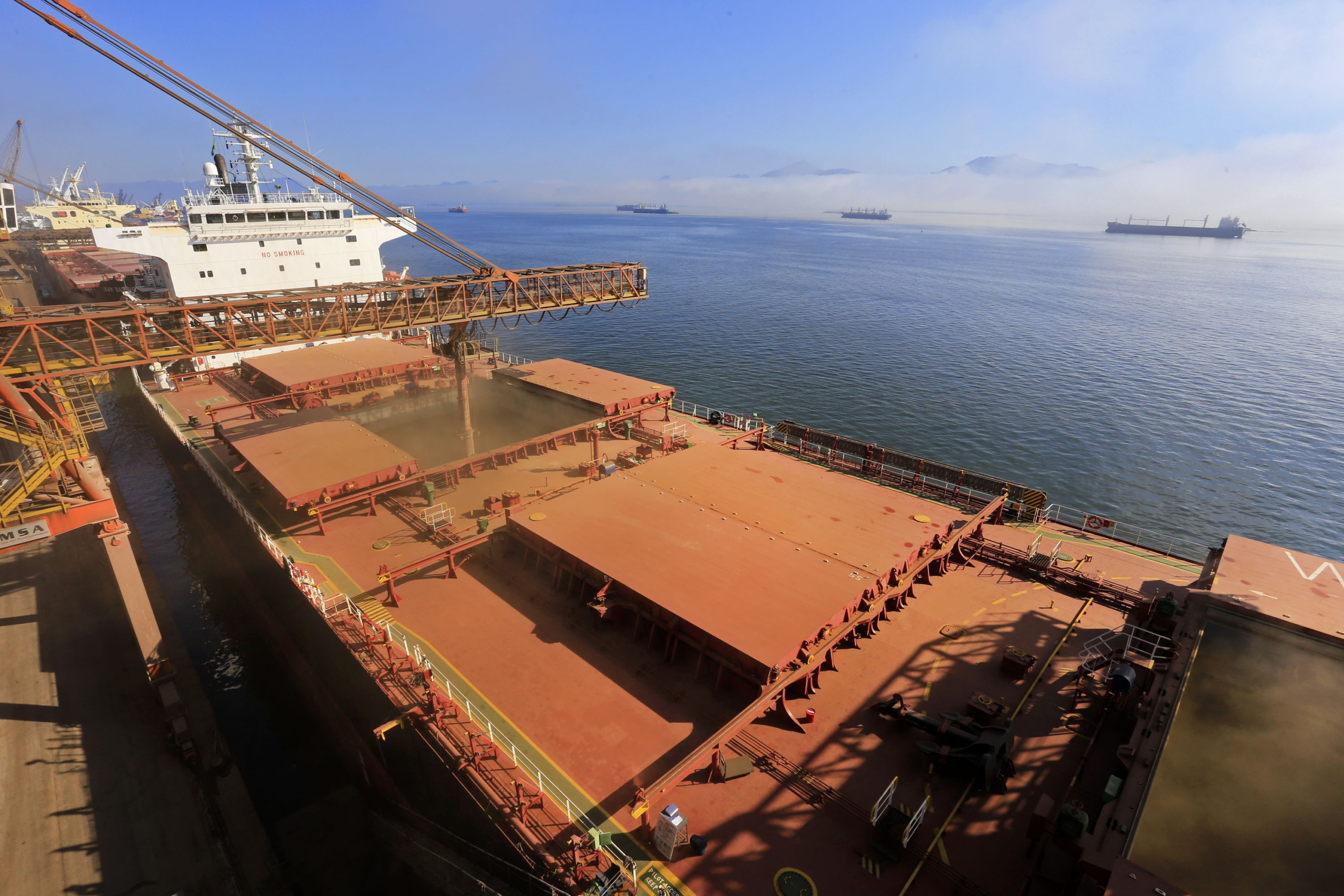 Porto de Paranaguá, no Paraná