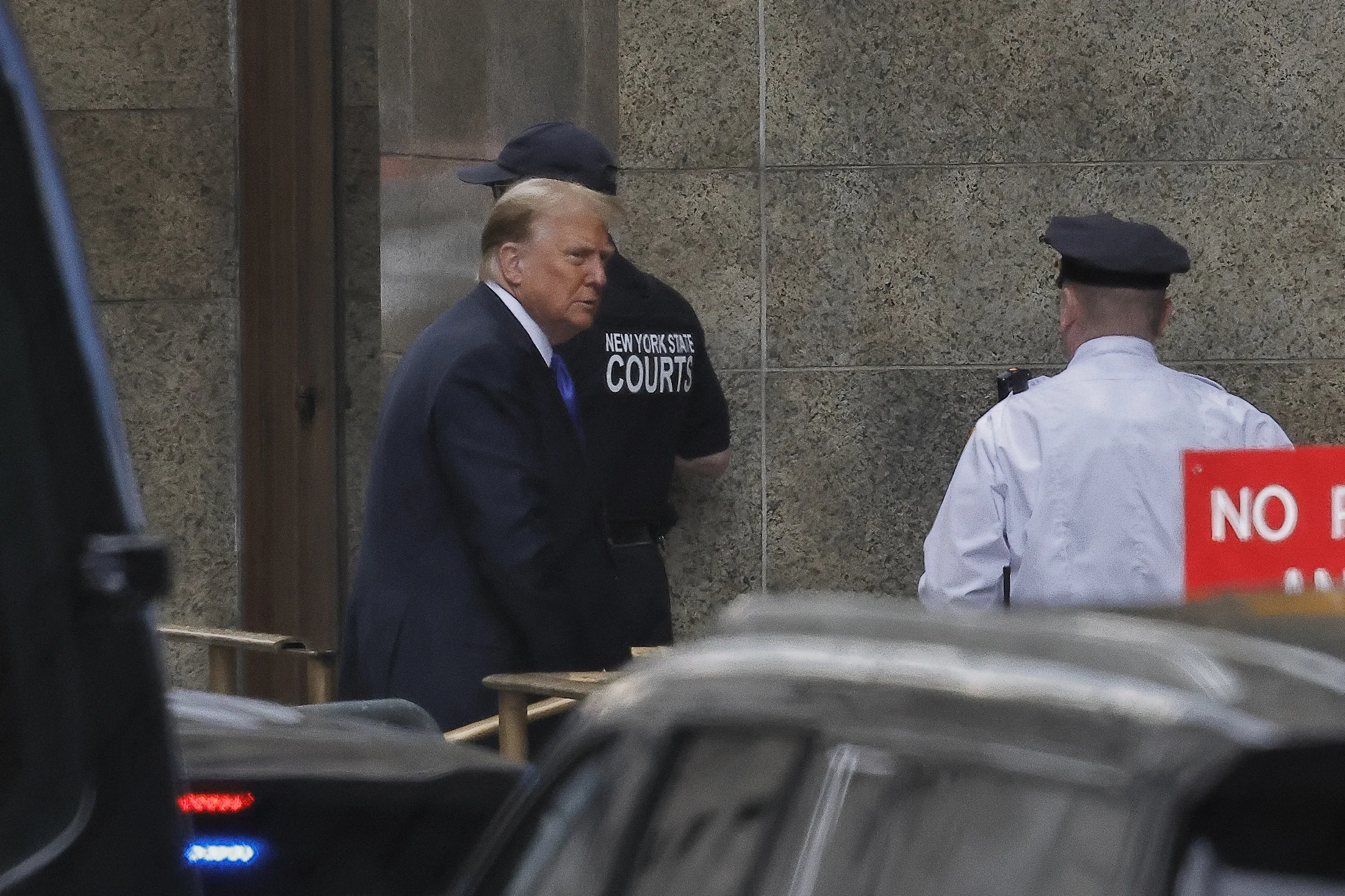 O ex-presidente americano Donald Trump ao chegar na corte criminal de Manhattan,  na manhã desta quinta-feira,  30 de maio de 2024. Trump está respondendo um processo criminal por subornar uma atriz pornô. (Foto Caio Guatelli)