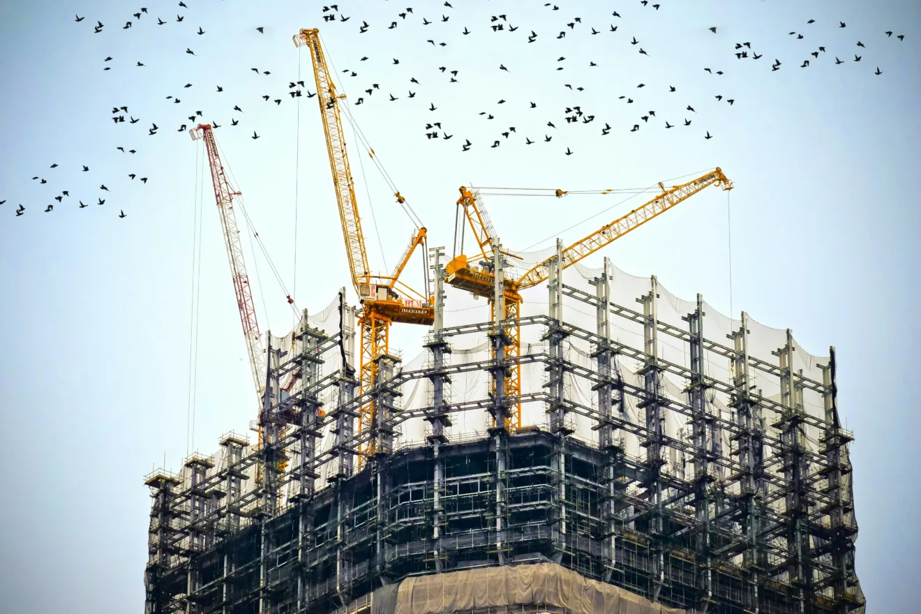 Foto: Unsplash / Construção