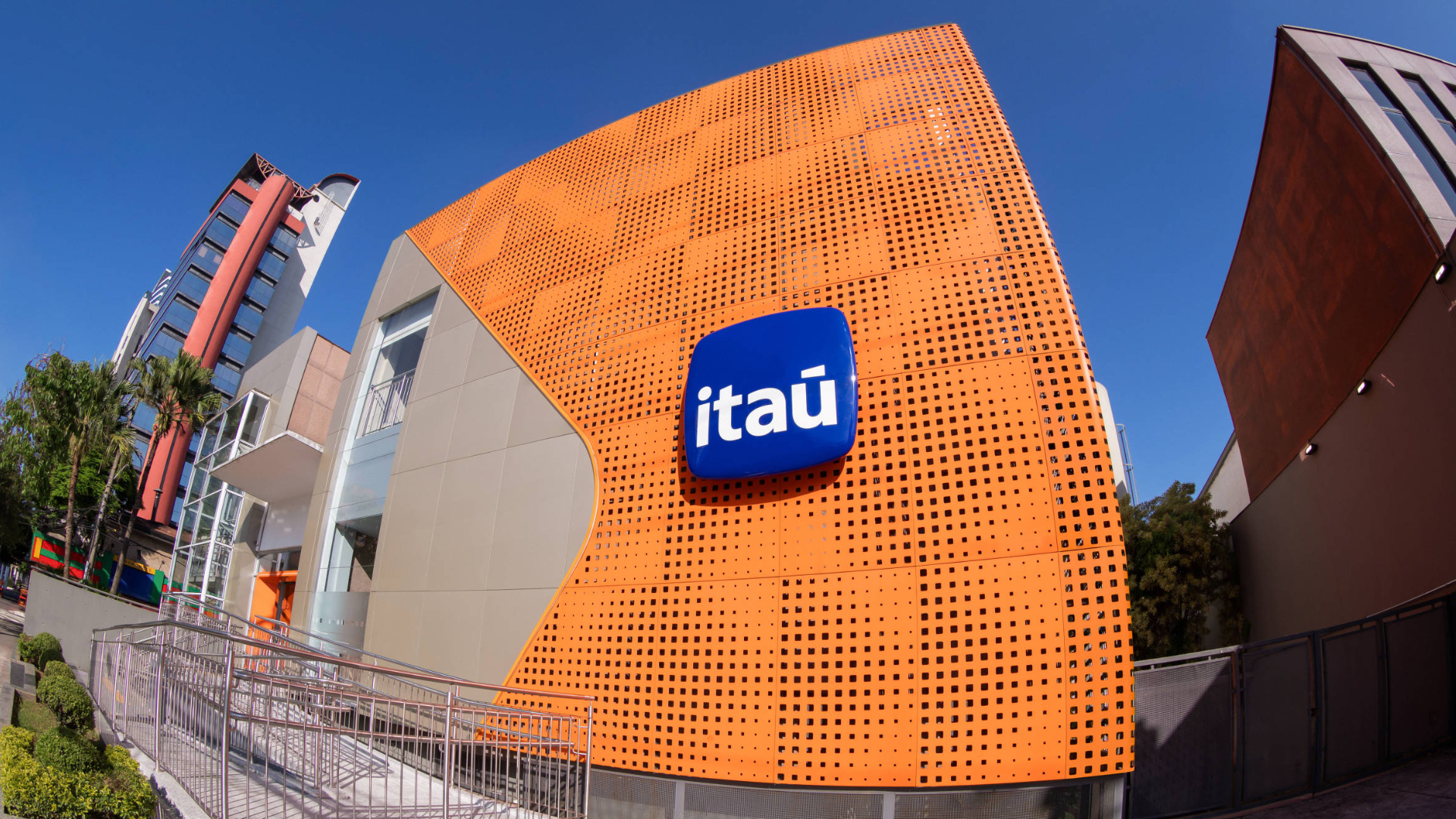 Itaú