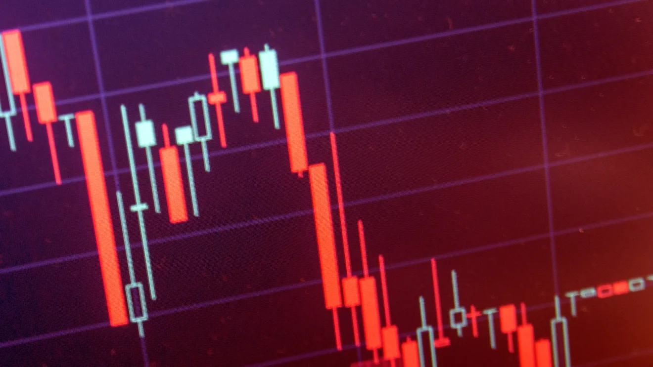 Ibovespa afunda e beira queda de 2% após PMI dos EUA; dólar sobe