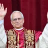 O novo papa Robert Prevost, que adotou o nome de Leão XIV