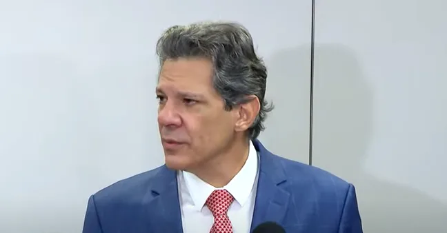 ministro da Fazenda, Fernando Haddad durante coletiva nesta sexta-feira, dia 23 (Foto: Reprodução) ministro da Fazenda, Fernando Haddad durante coletiva nesta sexta-feira, dia 23 (Foto: Reprodução)