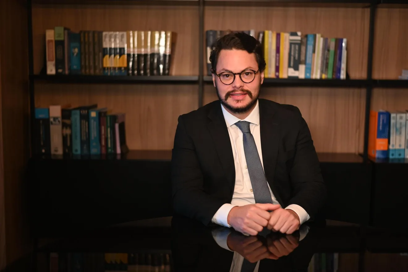 Matheus Athayde, sócio do AMS Advogados e especialista em Direito Médico (Foto: Reprodução)