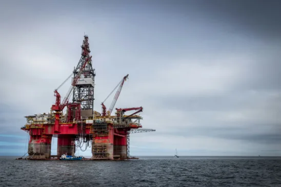 Brasil, EUA, Canadá e Argentina são os países da OPEP+ com maior oferta em 2025 (Foto: Grant Durr/Unplash)