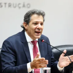 Brasília (DF), 22/05/2025 - O ministro da Fazenda, Fernando Haddad, durante divulgação dos dados do Relatório de Avaliação de Receitas e Despesas Primárias do 2º bimestre de 2025. Foto: Valter Campanato/Agência Brasil