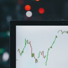 O dólar comercial desceu 0,27%, a R$ 5,48. (Foto: m/Unplash)