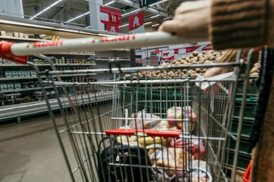 São Paulo é a capital com o custo mais alto de alimentos da cesta básica, valendo R$ 896,15 (Foto: Marjan Blan/Unplash)