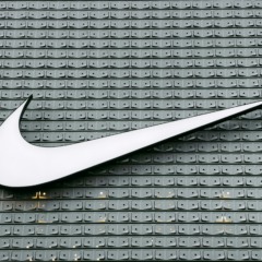 China responde por 16% dos calçados que a Nike importa para os EUA (Foto: Wu Yi/ Unplash)
