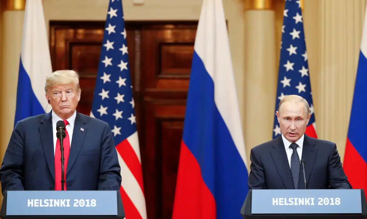 Trump e Putin se reúnem no Alasca para discutir guerra na Ucrânia