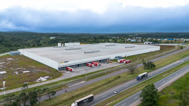 Centro de Distribuição da Renault - Foto: Divulgação
