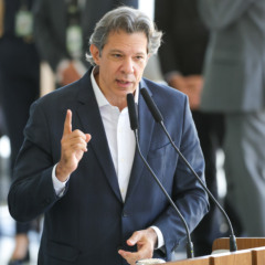Fernando Haddad  participa da cerimônia de lançamento do Plano Safra da Agricultura Familiar 2025/2026. (Foto: Fabio Rodrigues-Pozzebom/ Agência Brasil)