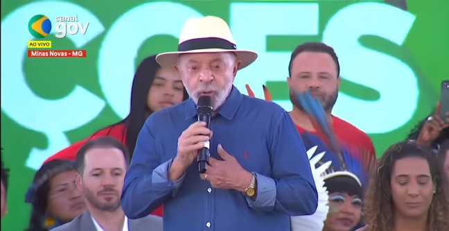 Lula discursou durante um evento em Minas Novas (MG) que reuniu indígenas e quilombolas da região (Foto: reprodução/CanalGov)