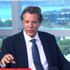 Fernando Haddad deu entrevista à CNN nesta terça-feira (29) (Foto: reprodução/ Youtube CNN)