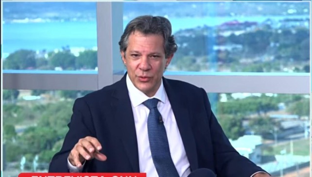 Fernando Haddad deu entrevista à CNN nesta terça-feira (29) (Foto: reprodução/ Youtube CNN)