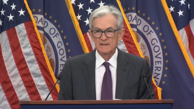 Jerome Powell participou de uma entrevista coletiva, nesta quarta-feira (30), após a divulgação da decisão do Fomc (foto: reprodução/Youtube Federal Reserve)