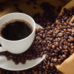 Café mais caro do mundo é vendido por R$ 160 mil o kg no Panamá