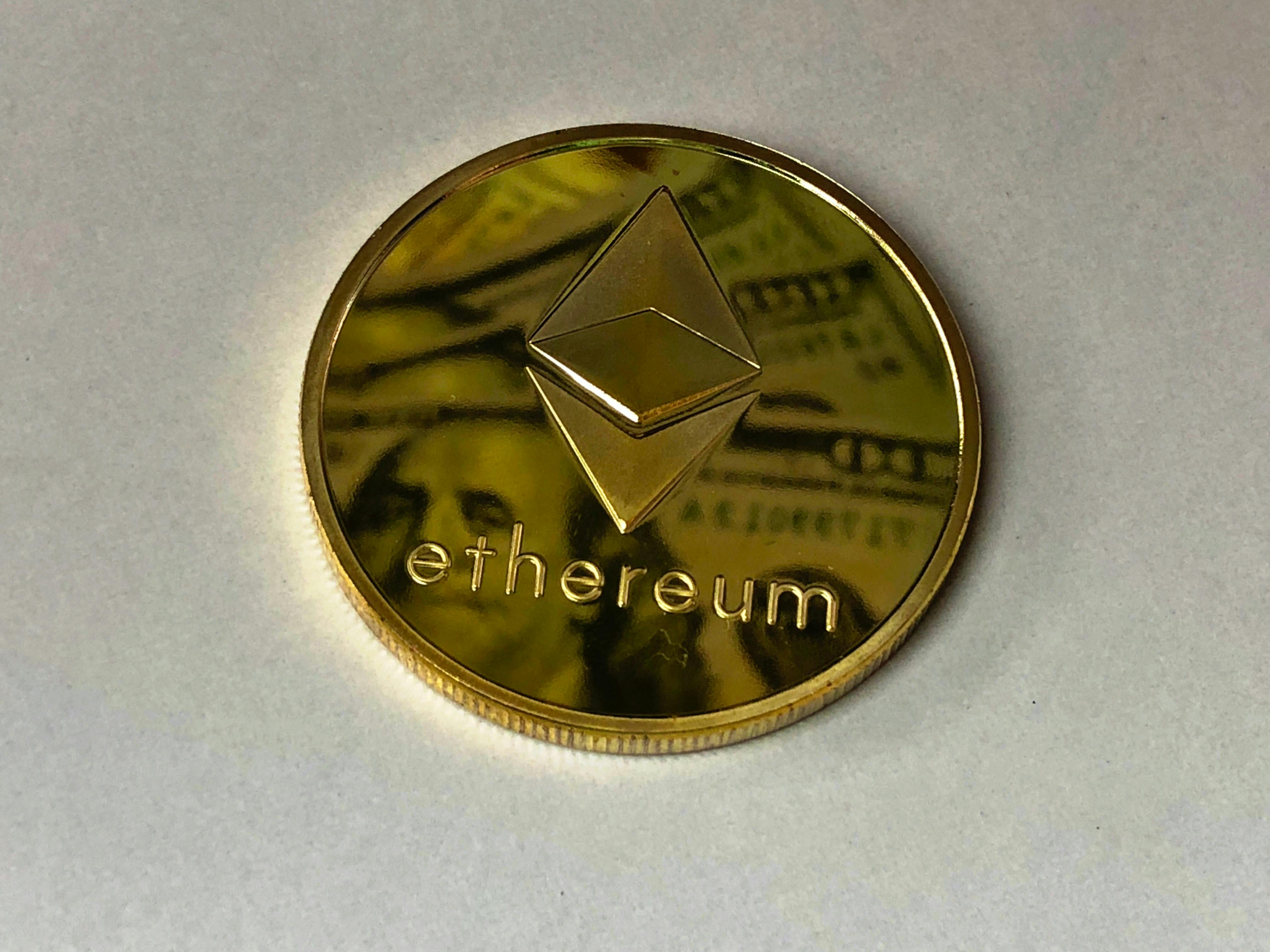 Nesta quinta-feira (3) o Ethereum fechou o dia com alta de 0,67% no Brasil. (Foto: David McBee/Pexels)