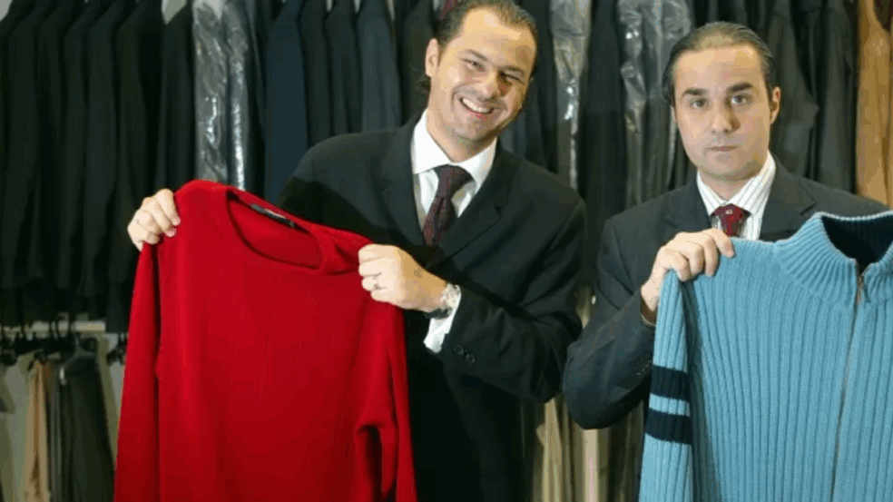 Os irmãos Paulo Jabur Maluf, 36, (à esquerda) e Alvaro Jabu Maluf, 39, em registro feito em 2005
Imagem: Vignola, Ayrton/TBA/AYRTON VIGNOLA/FOLHA IMAGEM