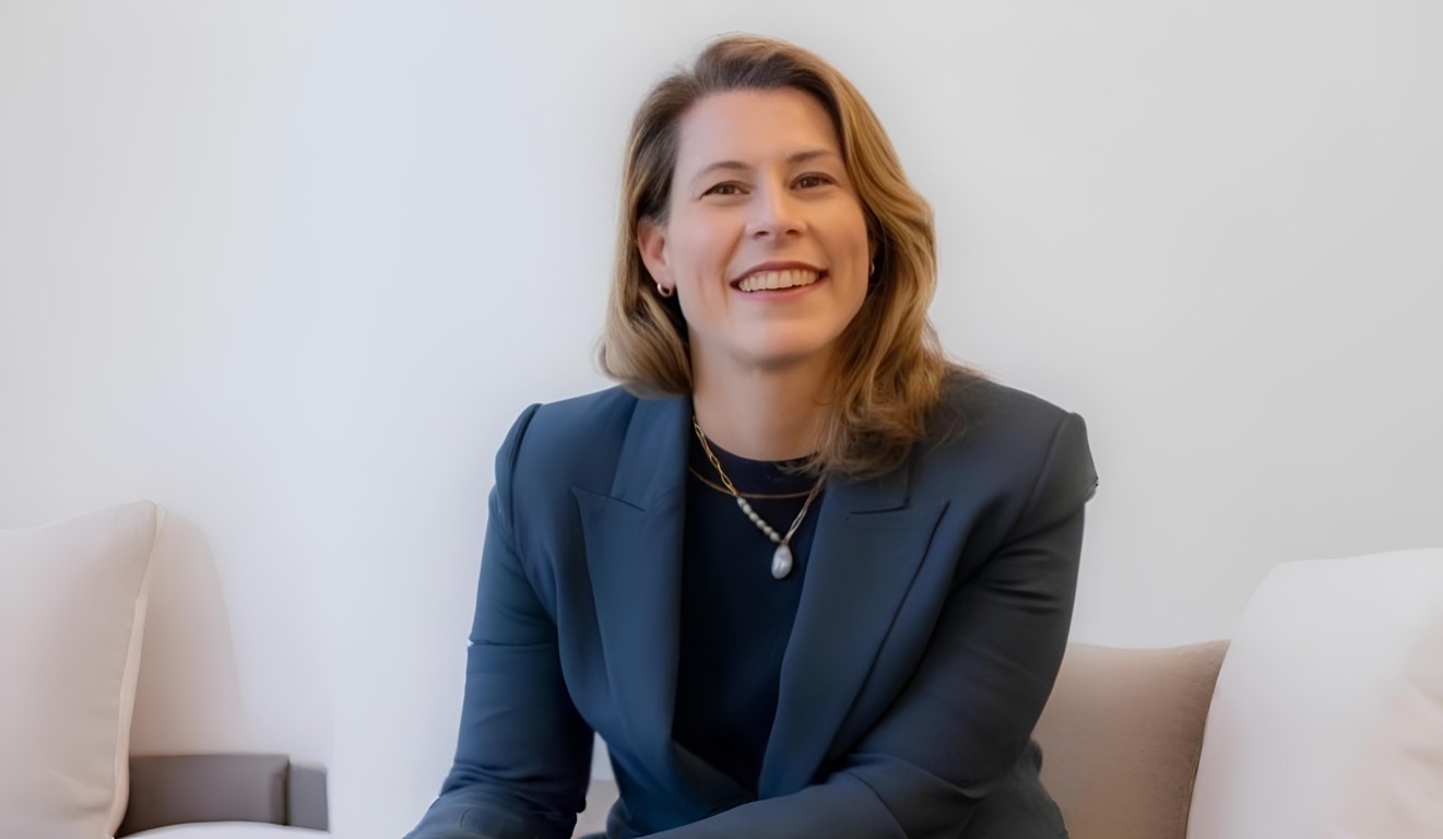 Marília Mendonça Garcia, nova CFO da Mastercard Brasil (foto: divulgação/Mastercard) 
*IA utilizada para expansão de imagem e otimização da qualidade