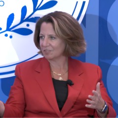 Lisa Monica, atual presidente de assuntos globais da Microsoft (Foto: reprodução/LinkedIn)