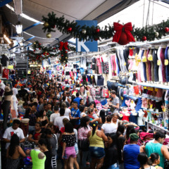 Movimento do comércio popular no Brás no mês do Natal. (Foto:
Rovena Rosa/Agência Brasil)