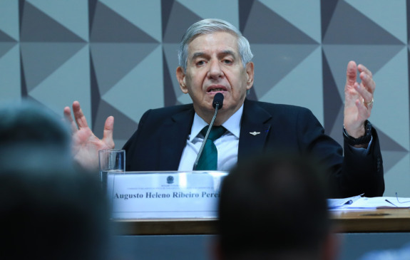 General, Algusto Heleno durante depoimento a CPMI do golpe. (Foto Lula Marques/ Agência Brasil)