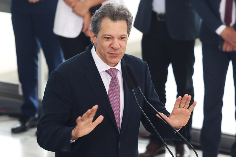 Ministro da Fazenda, Fernando Haddad, durante cerimônia de lançamento do Programa Reforma Casa Brasil, realizado no Palácio do Planalto. (Foto: Valter Campanato/Agência Brasil)