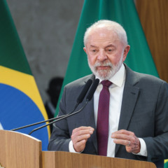 O presidente Luiz Inácio Lula da Silva participa de cerimonia de sanção dos projetos que formaliza PRONAF e Plano Safra como políticas de estado.
Foto: Valter Campanato/Agência Brasil
