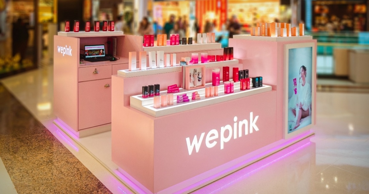 Quiosque da WePink no Shopping da Bahia, em Salvador (Foto: reprodução/ Bahia Notícias)
