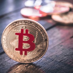 Bitcoin sobe 7% em cinco dias com otimismo global