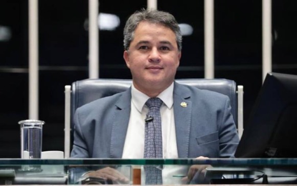 Efraim Filho. Foto: Divulgação
