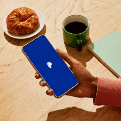 Usuário utiliza Paypal em pagamento (Foto: Divulgação)
