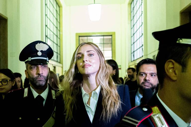 Chiara Ferragni deixa o tribunal de Milão após a audiência preliminar no início do mês - Piero Cruciatti/AFP

