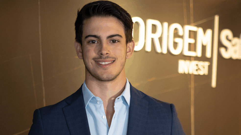 Prêmio ABAI 2025: Matheus Caleffi é finalista em diversas categorias Prêmio ABAI 2025: Matheus Caleffi é finalista em diversas categorias