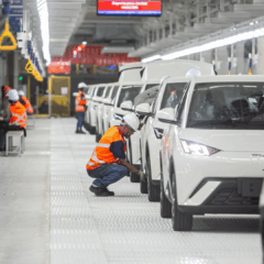 Fabrica da BYD e centro de distribuição de carros elétricos