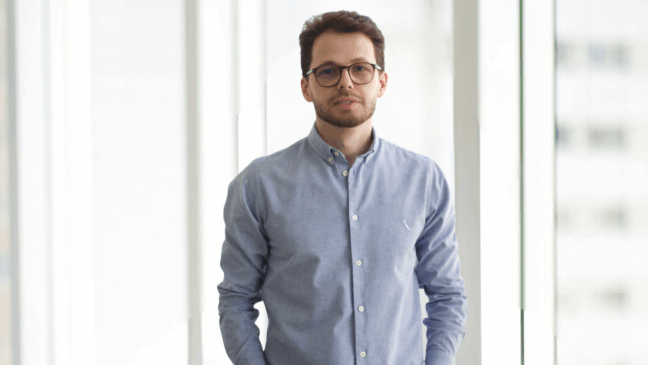 Prêmio ABAI: Elías Coelho entre os finalistas do Sudeste