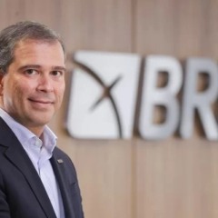 Presidente do BRB (BSLI3) é temporariamente afastado do cargo