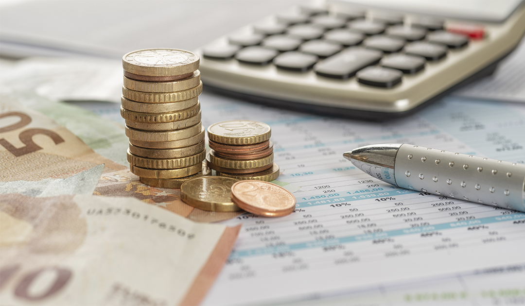 Crédito deve subir 1% em outubro e fechar ano com alta de 10,1%