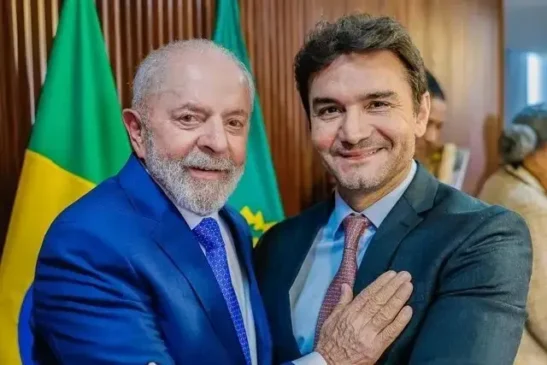 O presidente Luiz Inácio Lula da Silva e o ministro do Turismo, Celso Sabino (Ricardo Stuckert/PR)