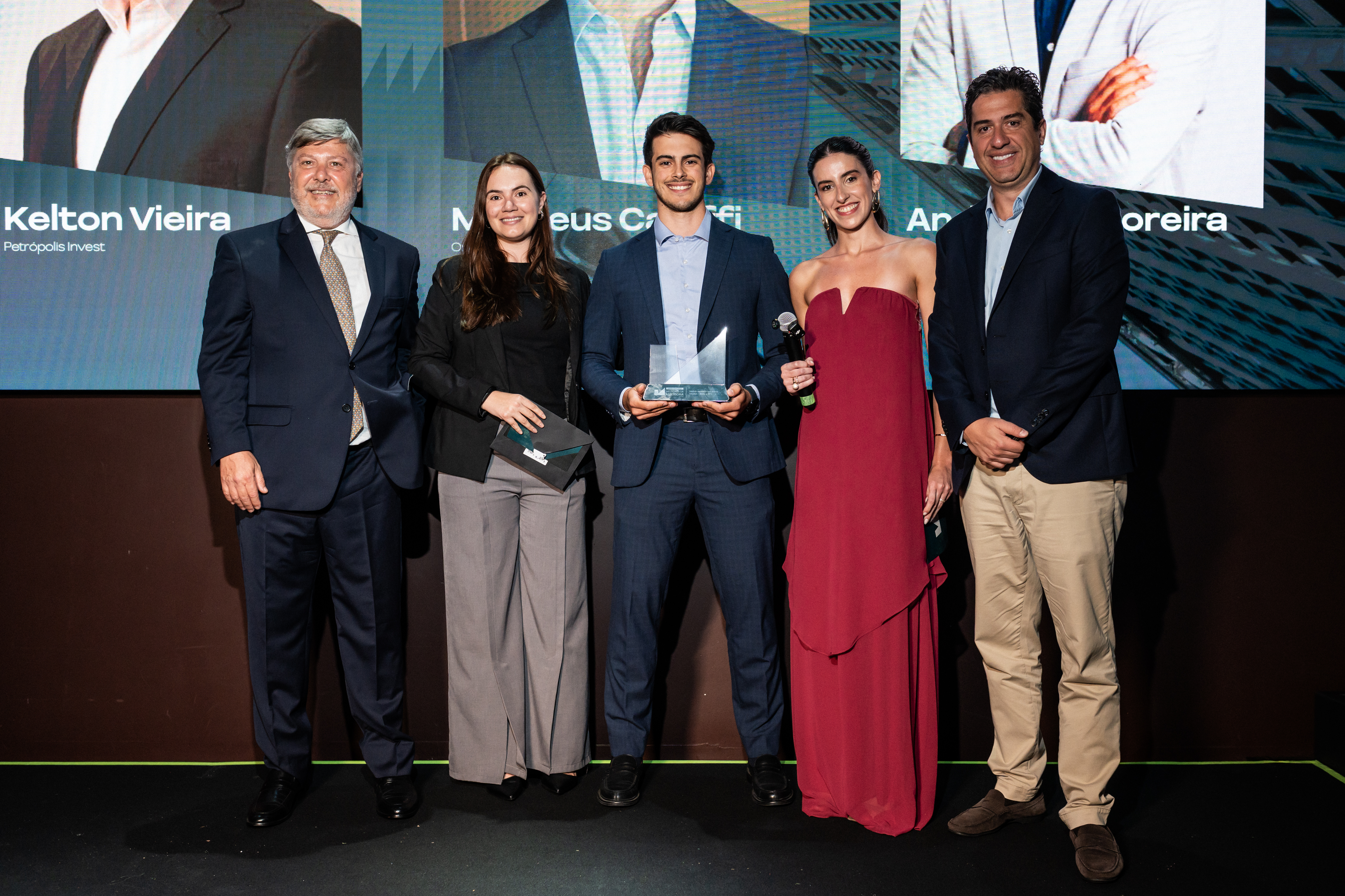 Melhor Especialista em BDRs e ETFs: Matheus Caleffi vence o Prêmio ABAI 2025