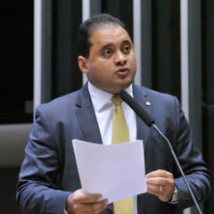 Weverton Rocha, senador investigado