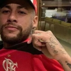 Neymar com a camisa do Flamengo em 2021 &mdash; Foto: Reprodu&ccedil;&atilde;o/Instagram