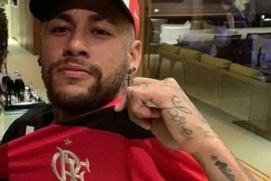 Neymar com a camisa do Flamengo em 2021 — Foto: Reprodução/Instagram