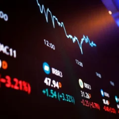 Painel de cota&ccedil;&otilde;es na B3. Fonte: Amanda Perobelli/REUTERS
