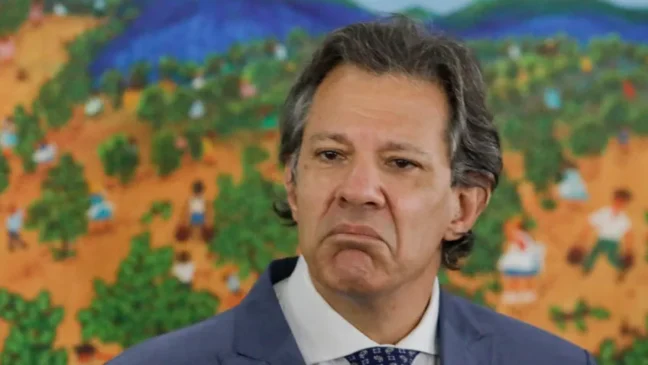 "Taxei mesmo e estou feliz", diz Haddad sobre apelido