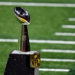 Trof&eacute;u Vince Lombardi&nbsp;(Bob Kupbens/Icon Sportswire/Getty Images)
 