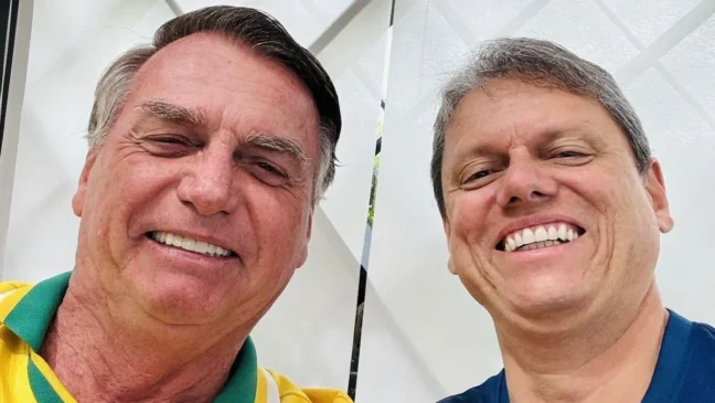 Bolsonaro pede visita de Tarcísio; decisão é de Moraes