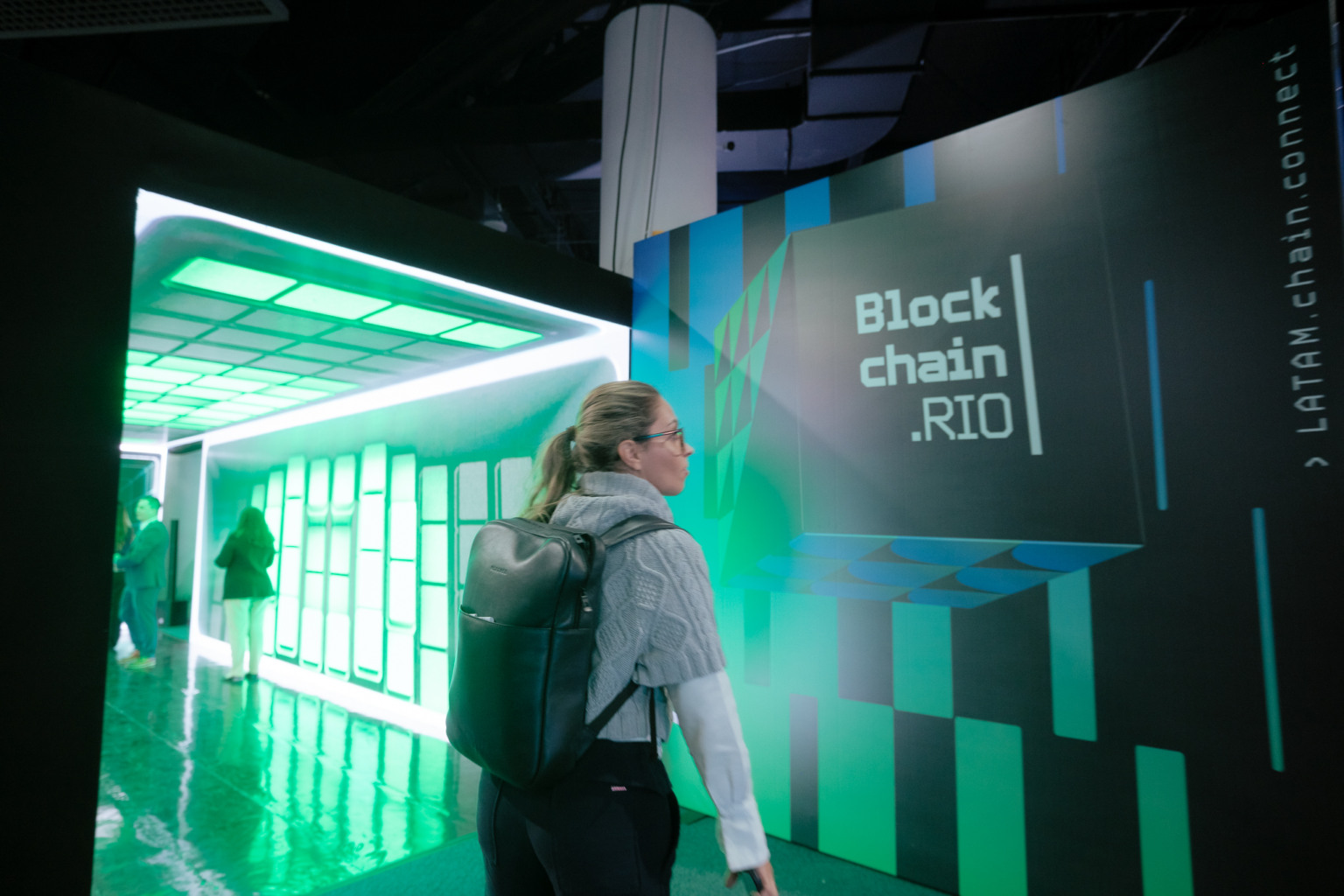 Blockchain deve avançar para aplicações reais, diz DSEC Labs